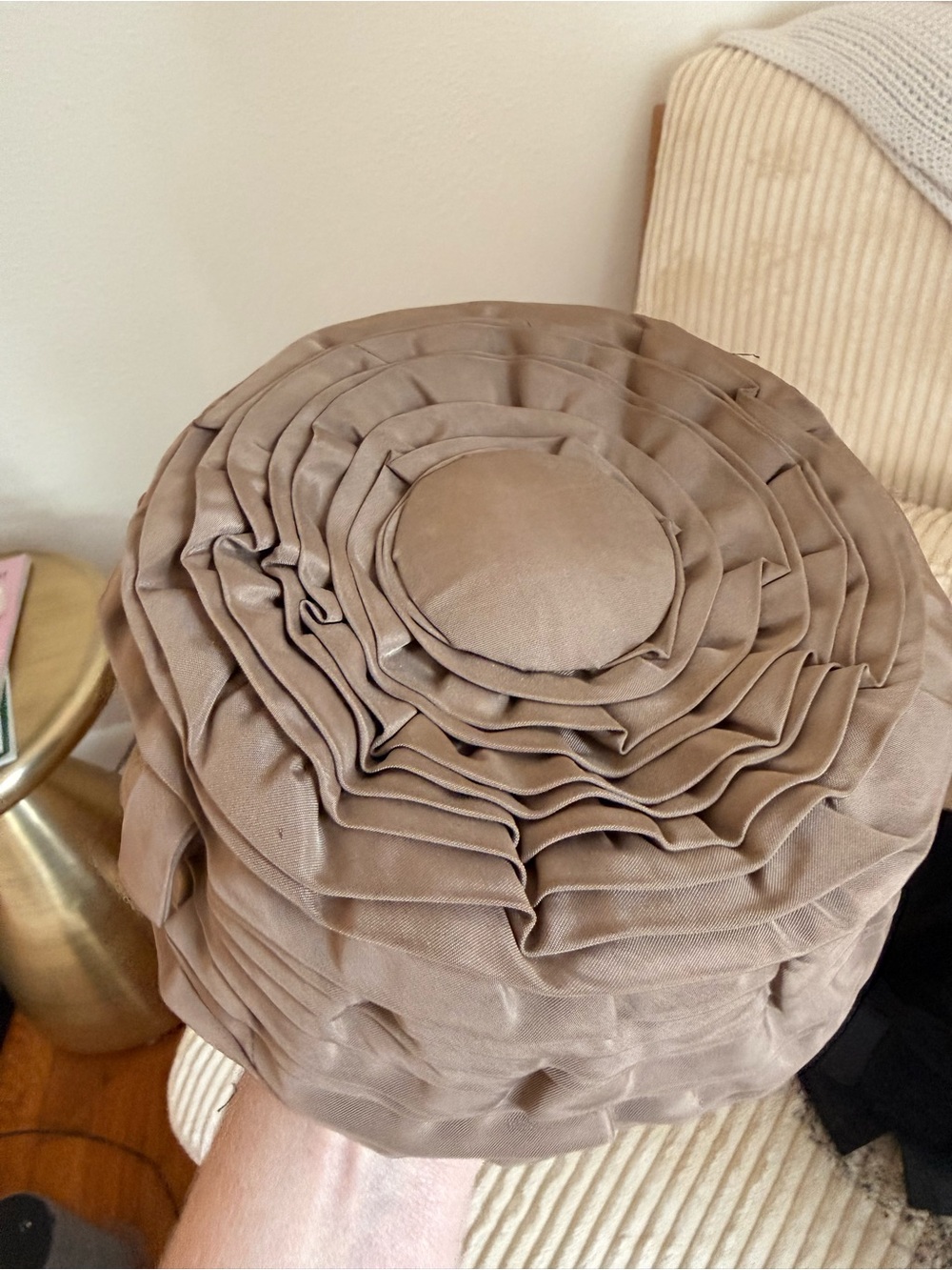 Classic Pillbox Hats - Taupe, black, feathers - Picture 12 of 13